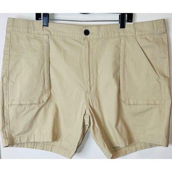 St. John's Bay Other - St. Johns Bay Men’s Pale Khaki Shorts 44 Pockets Cotton/Spandex Blend MSRP$40